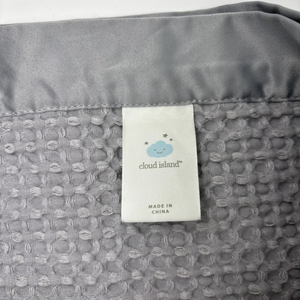 Cloud Island Gray Silver Waffle Weave Thermal Baby Blanket Silk Trim Boy‎ Girl